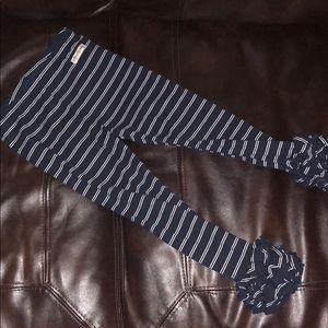 Sew sassy varsity blue icings size 4